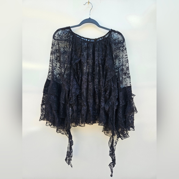 Torrid Black Lace Ruffle Blouse - Picture 4 of 10